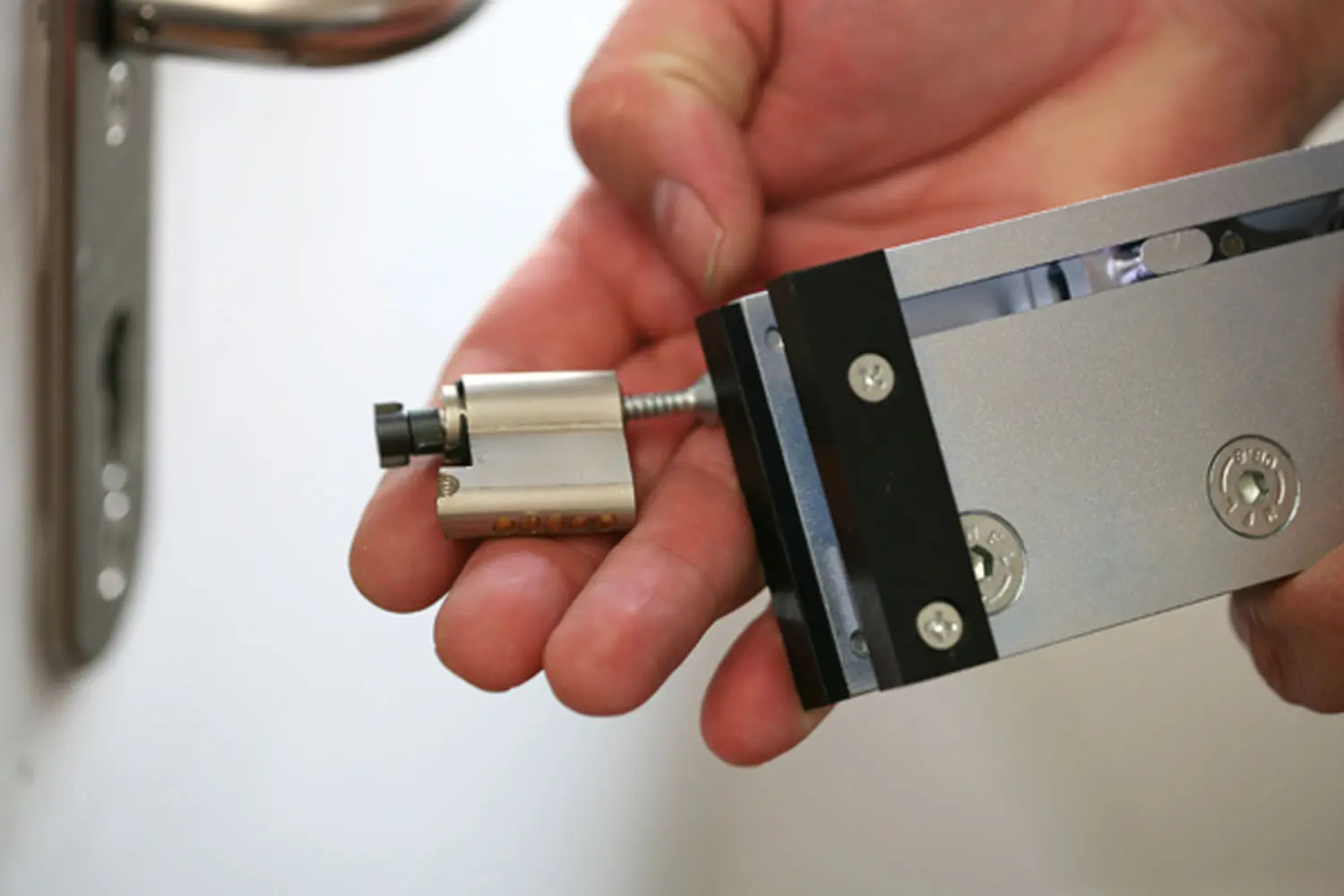 Lock Puller QA Pro 2 - Image 3